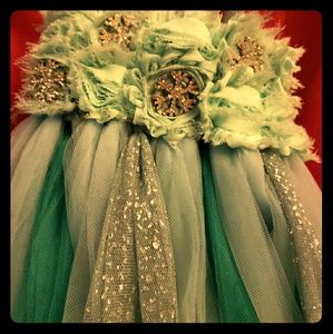 Elsa dress, beautiful handmade party.w cape